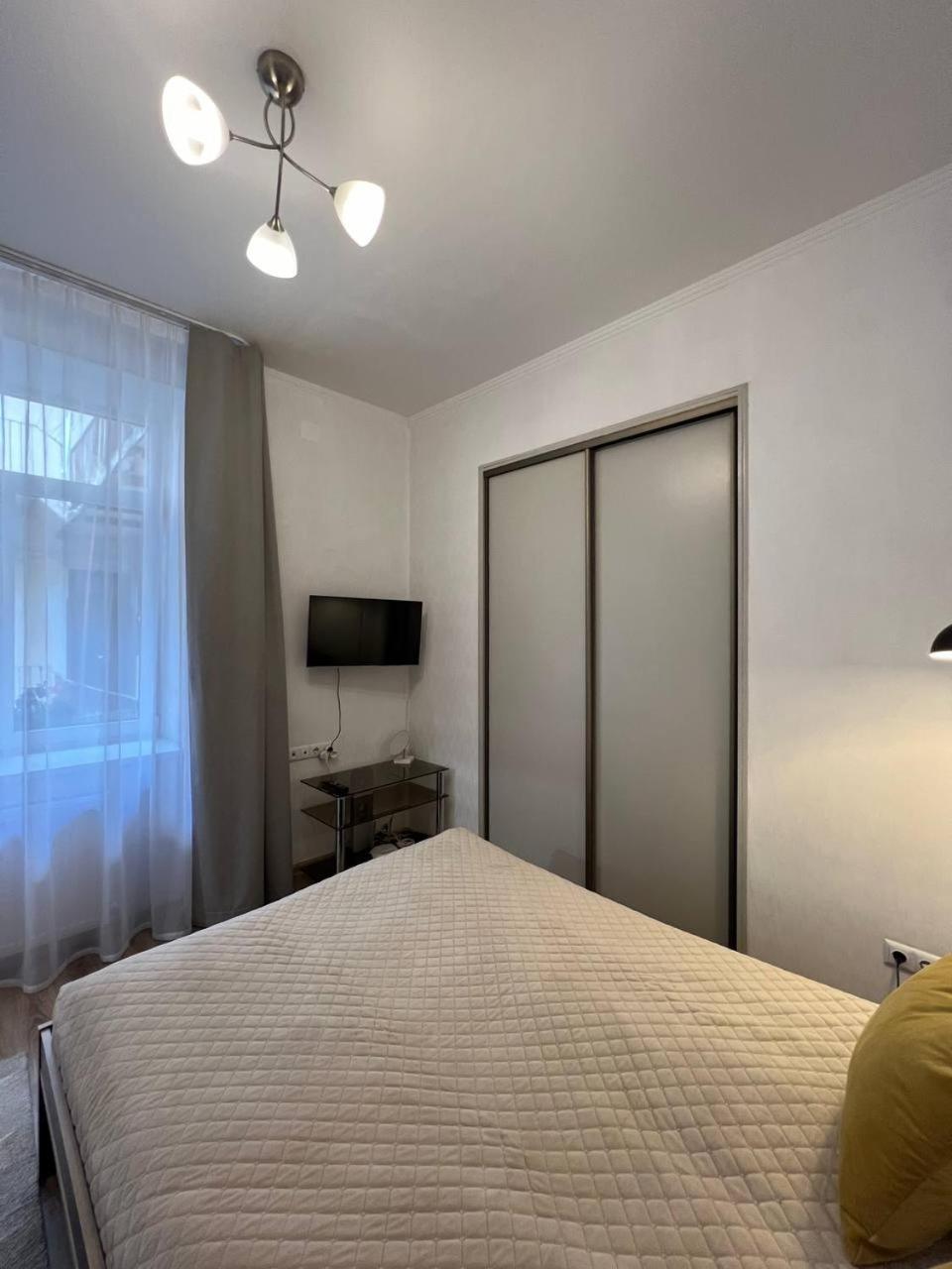 Cozy Apartment Near The Lviv National Opera Exterior photo