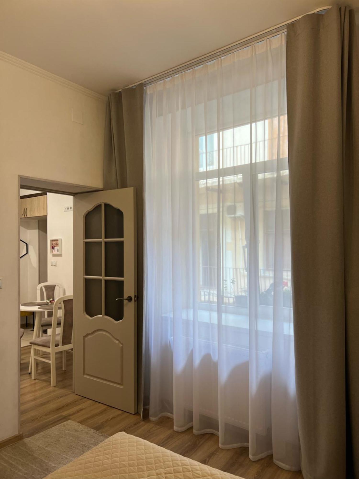 Cozy Apartment Near The Lviv National Opera Exterior photo